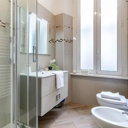 Two-room 5 Minutes' Walk From The Historic Center Lägenhet
